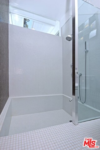 Building Photo - 3433 Shernoll Pl