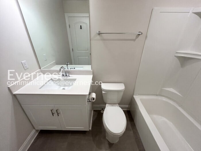 Building Photo - 4522 Skywood Ln