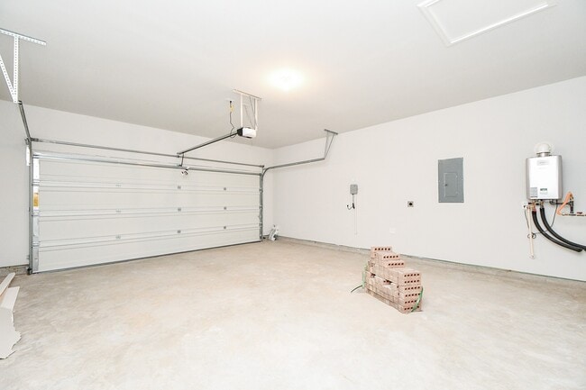 Building Photo - 12931 California Palm Ct