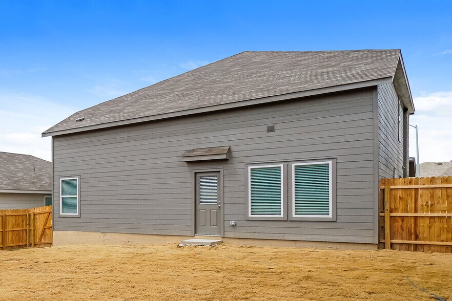 Building Photo - 2238 Croaker Crk