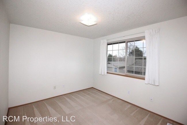 Building Photo - 1300 NE 181st Ave