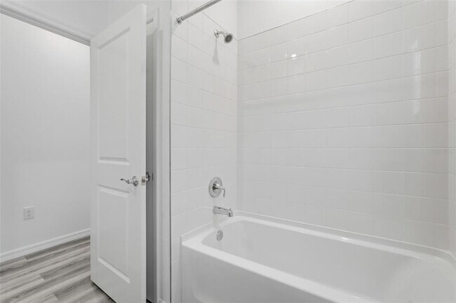 Building Photo - 31434 Paper Birch St
