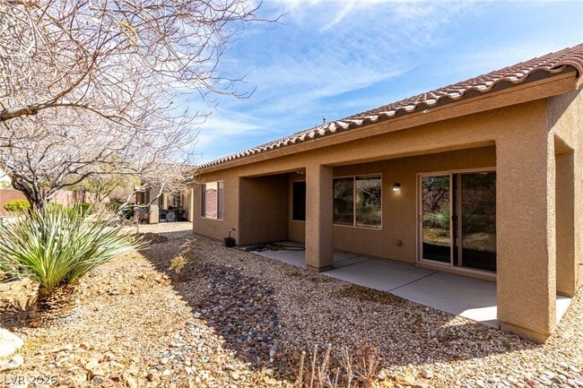 Building Photo - 6092 Fox Creek Ave