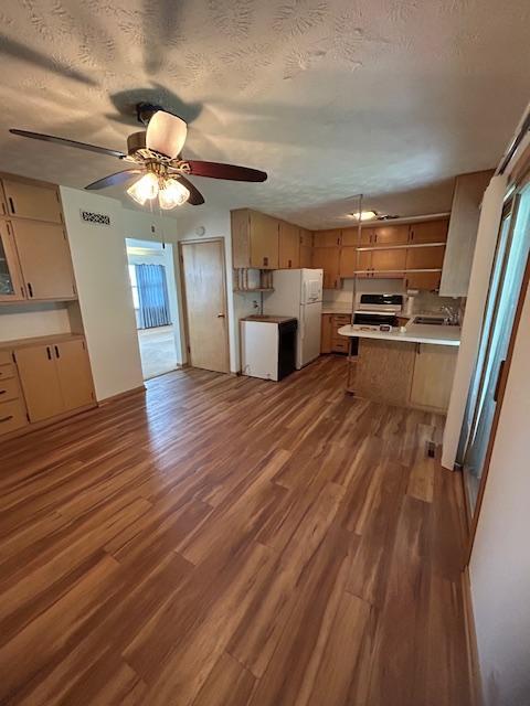 Building Photo - 2670 River Rd Dr