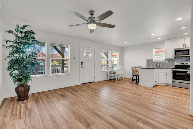 Building Photo - Experience residential luxury living only 2 blocks from the heart of downtown Livermore!!