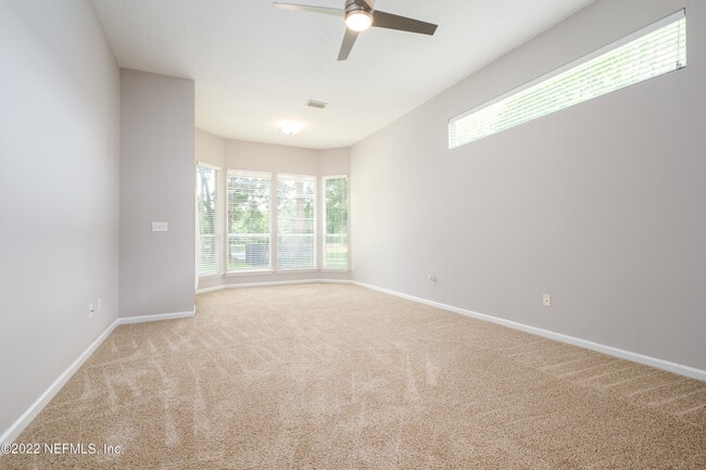 Building Photo - 171 Elmwood Dr