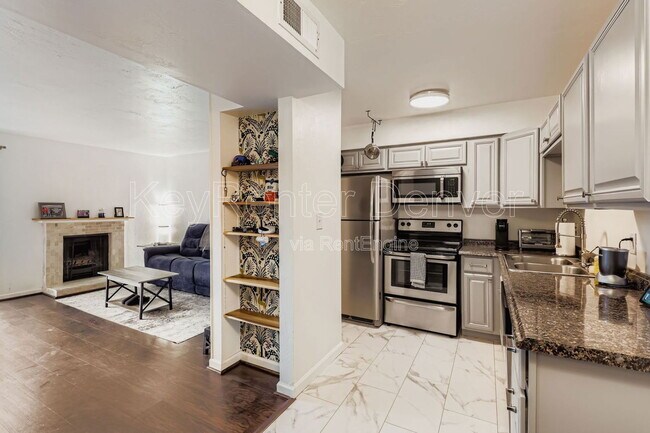 Building Photo - 5300 Cherry Creek S Dr