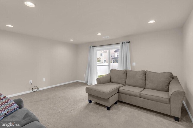Building Photo - 1017 Coriander Ln