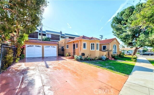 Building Photo - 1001 Monterey Rd