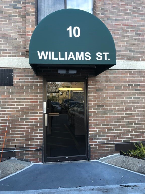 Primary Photo - 10 Williams St
