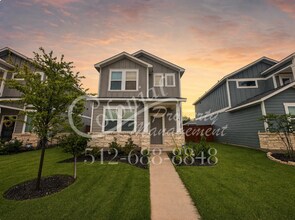 Building Photo - AVAILABLE JUNE 1ST; APPLY AT OUR WEBSITE TODAY!!