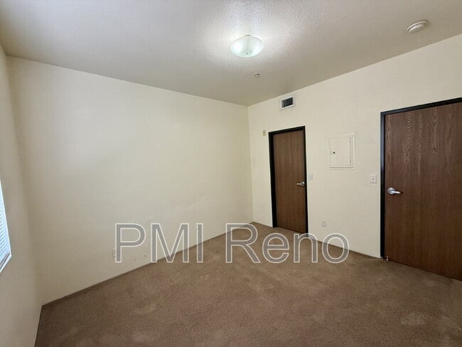 Building Photo - 1600 I St