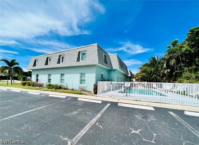 Building Photo - 465 Bald Eagle Dr