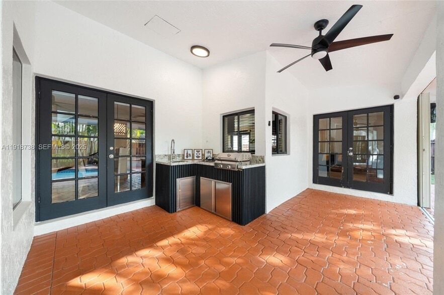 Building Photo - 5424 SW 154th Pl