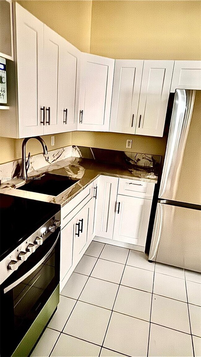 Building Photo - 1200 Euclid Ave