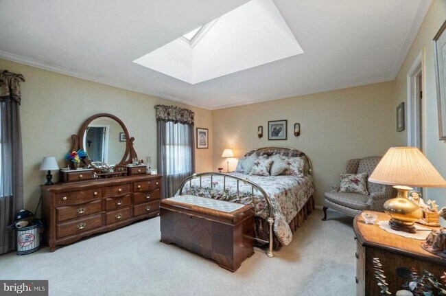 Building Photo - 7720 Bristol Square Ct