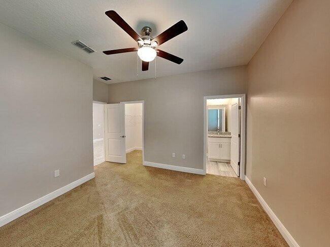 Building Photo - 1957 Michigan Dr