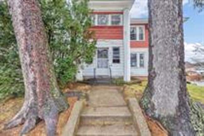 Building Photo - 1873-1875 Northampton Street