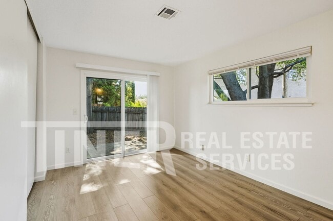 Building Photo - 4920 Douvan Ct