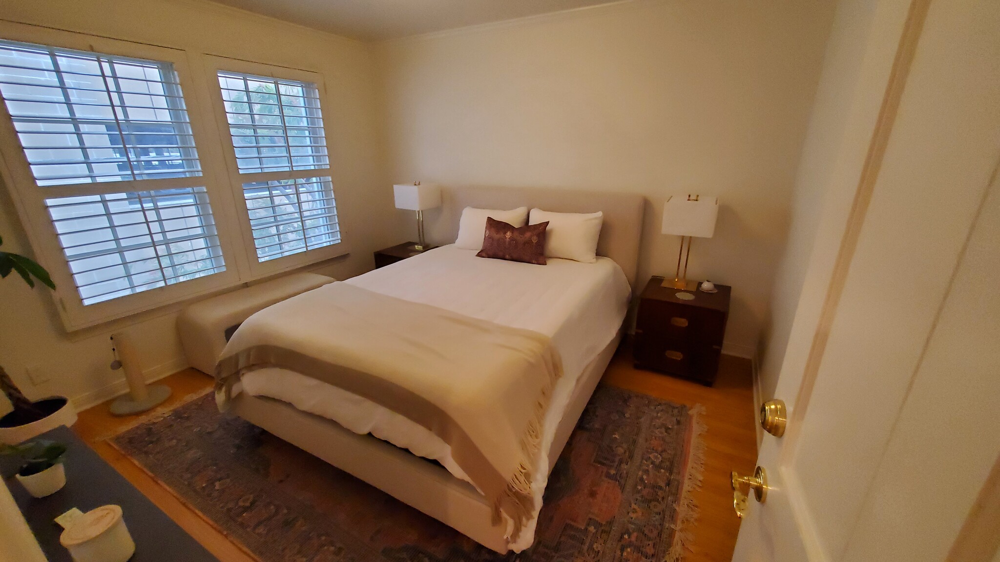 Guest Bedroom - 1144 Yale St