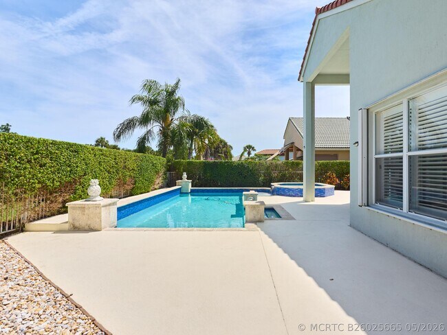 Building Photo - 8282 Spyglass Dr