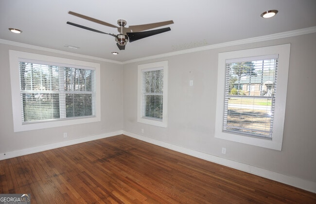 Building Photo - 68 Hayes St