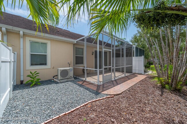 Building Photo - 5748 Tamarac Dr