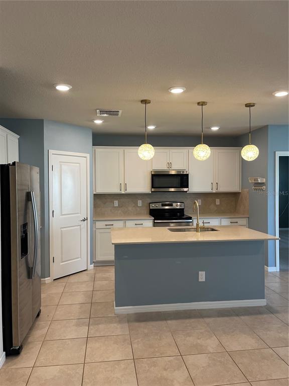 Building Photo - 5503 Keaton Springs Dr