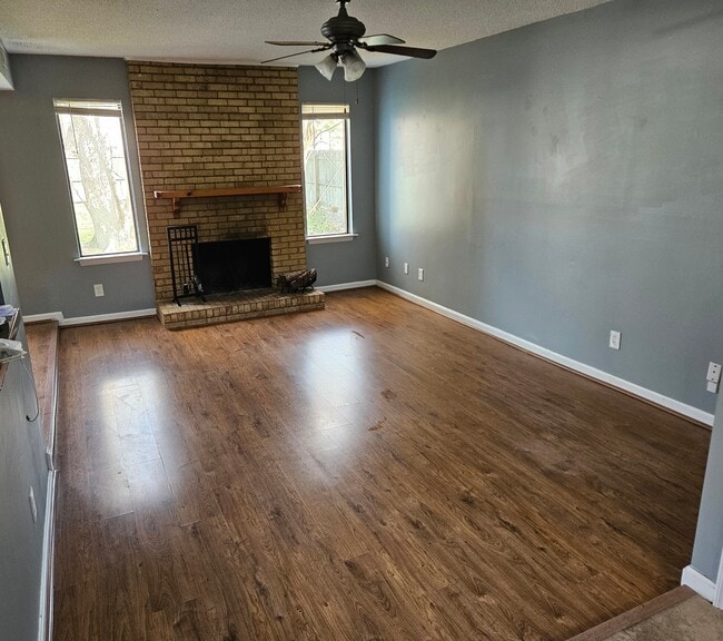 Building Photo - 1658 Dylan Dr