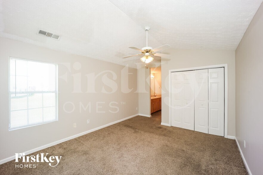 Building Photo - 9421 Mulligan Ct