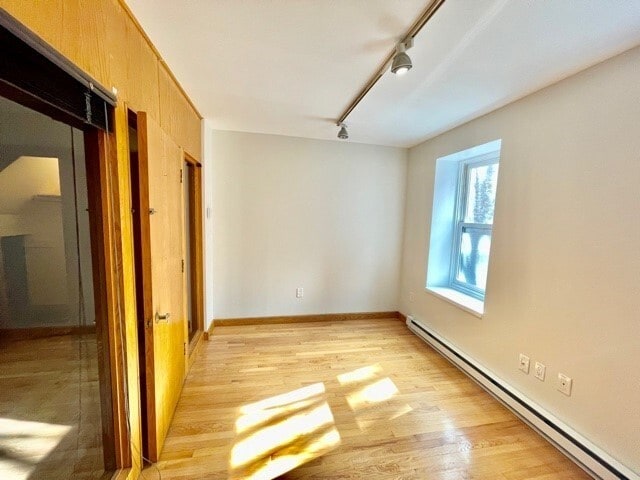 Building Photo - 5 Thacher Ct