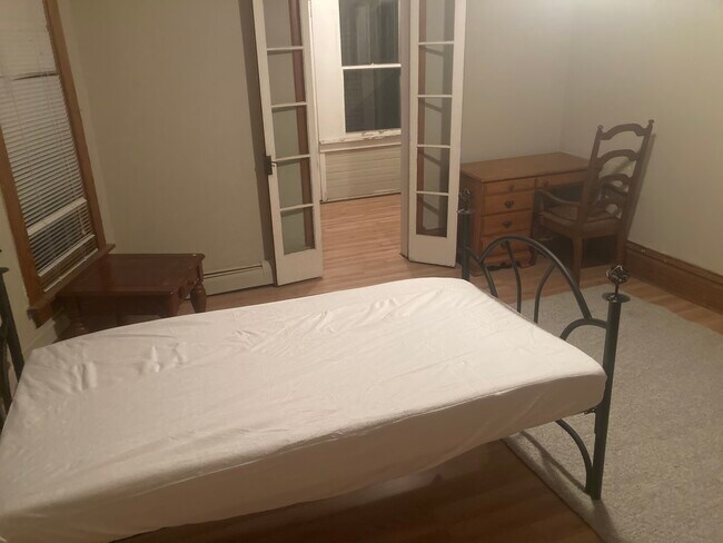 226 W Locust - 534 College Ave