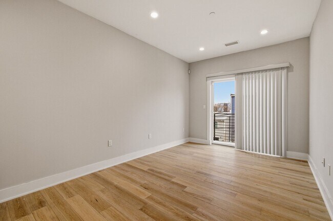 Building Photo - New Construction One Bedroom One Bathroom-Modern Living Off H Street!