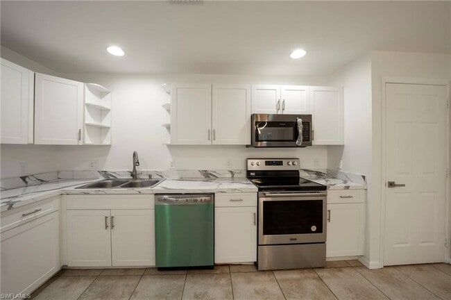 Building Photo - 4733 29th St SW