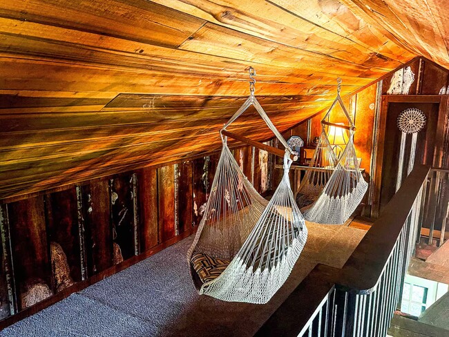 Building Photo - 3229 Plum Nelly Rd