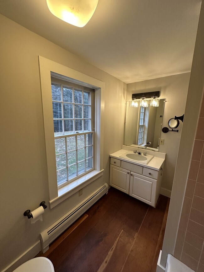 Building Photo - 618 Shearer Hill Rd