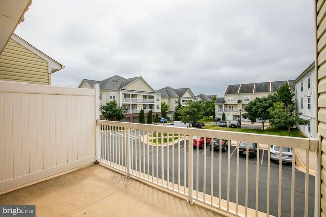 Building Photo - 42514 Mayflower Terrace