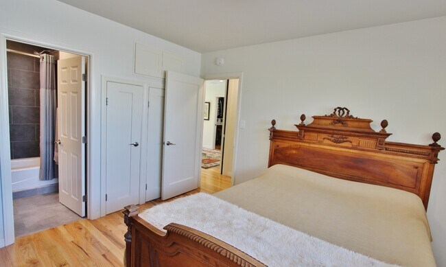 Building Photo - 7328 VISTA DEL MAR Ln