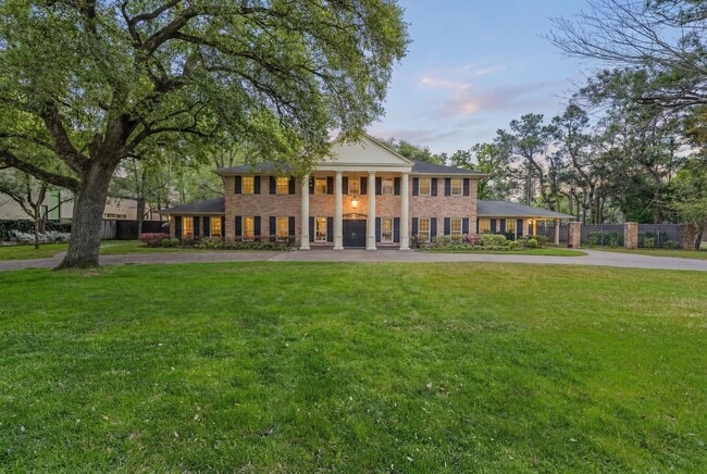 Building Photo - 11739 Wood Ln