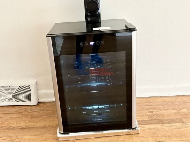 Building Photo - 1343 S Grant St