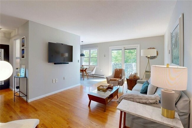 Building Photo - 43 Bullocks Point Ave