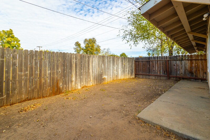 Building Photo - 1517 Nogales St