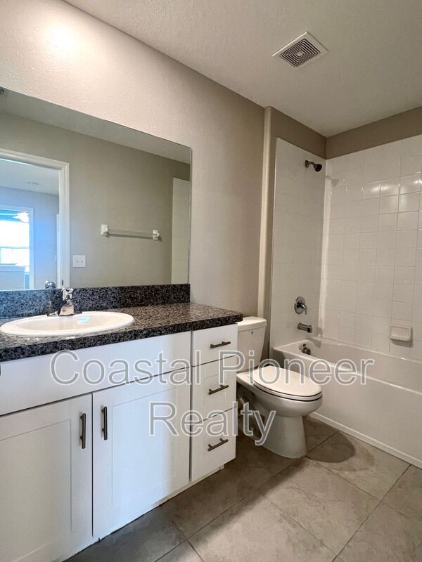 Building Photo - 7018 Samuel Ivy Dr