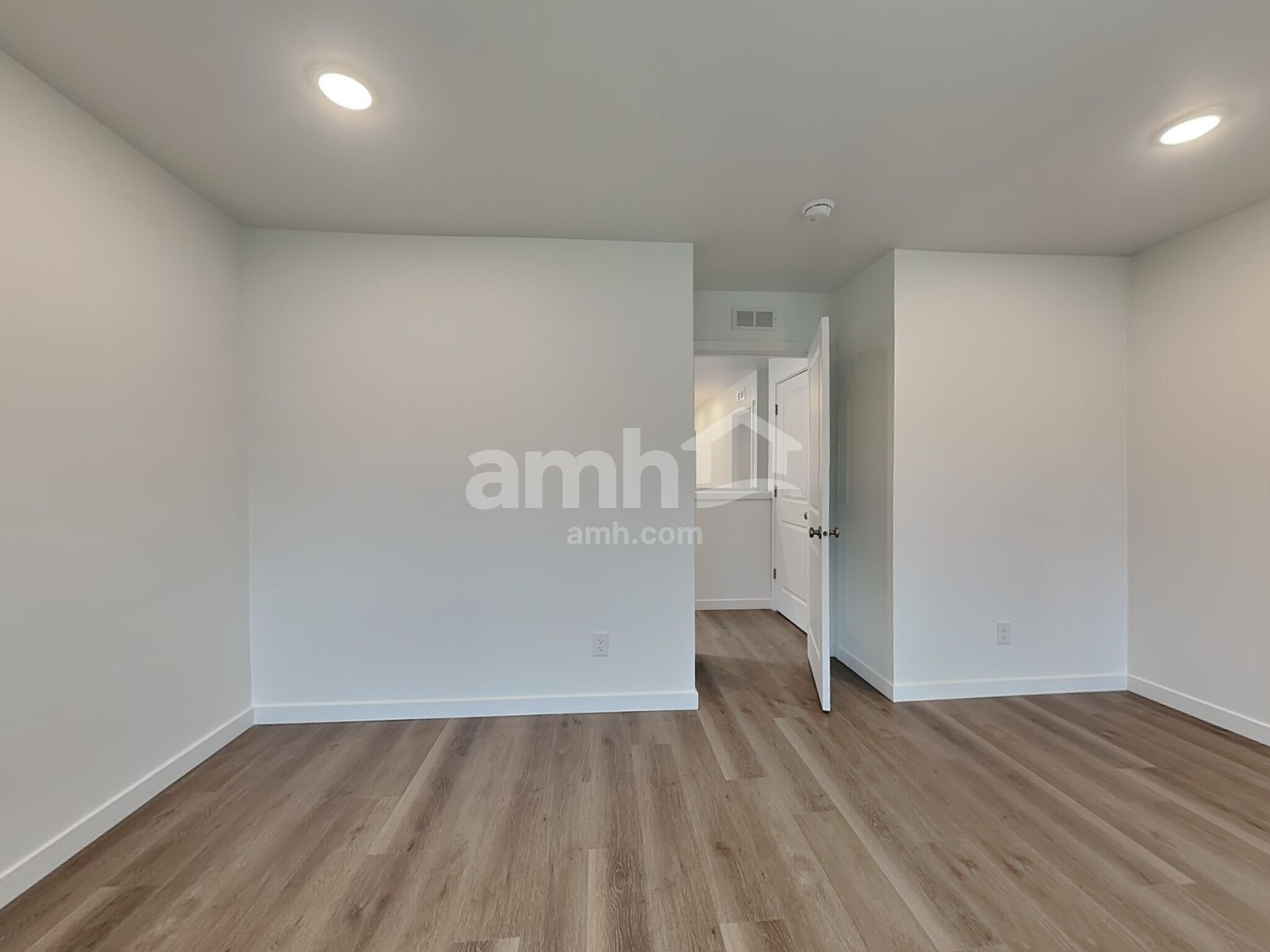 Building Photo - 5132 Turnstone St SE