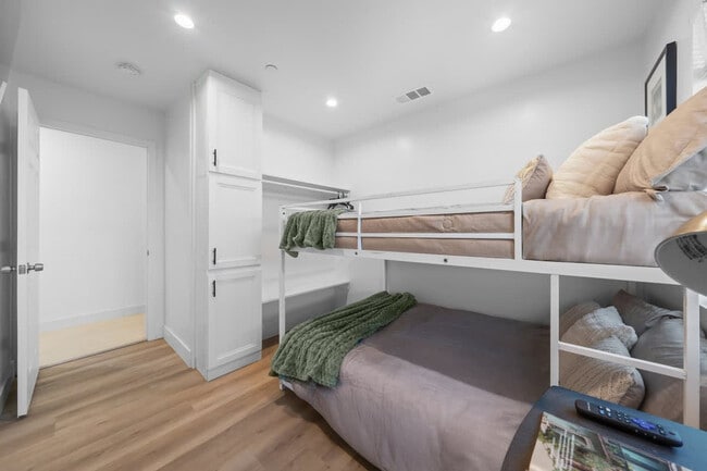 Building Photo - 1219 Denver Ln