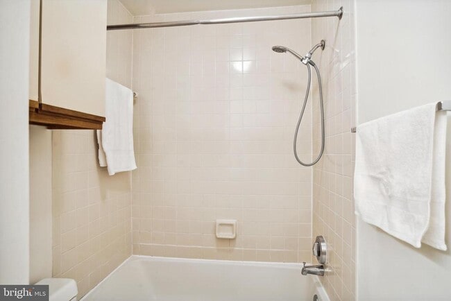 Building Photo - 5821 Inman Park Cir