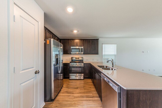 Building Photo - 252 Patagonia