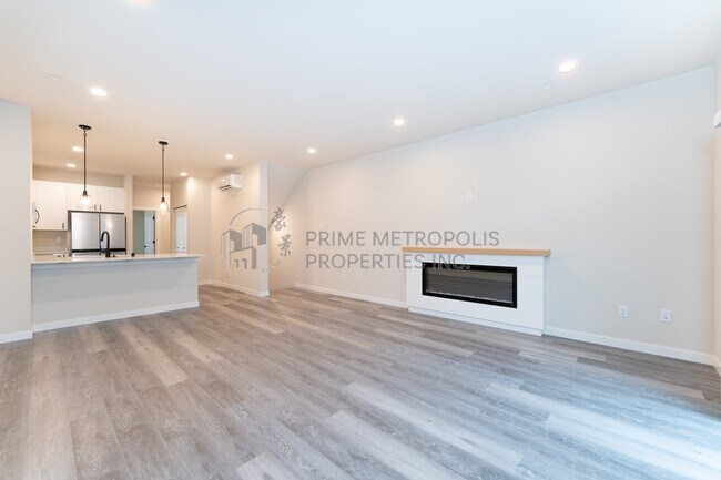 Building Photo - 16111 36th Ave W