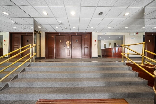 Building Photo - 6515 JFK Blvd E