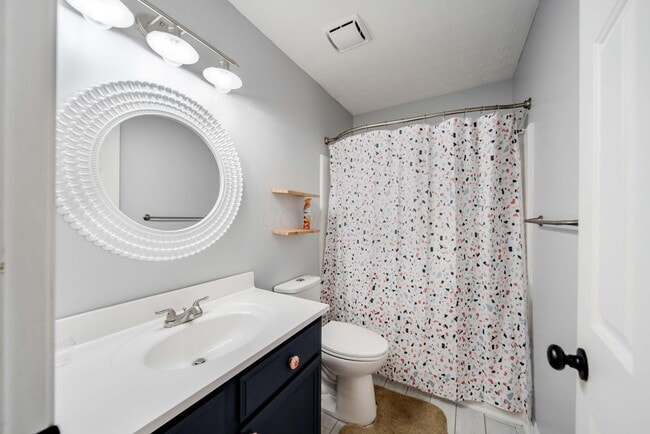 Building Photo - 964 Charleston Way Dr